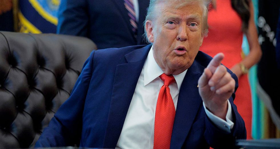 Trump melts down on Truth Social at “weak Republicans” demanding release of Epstein files