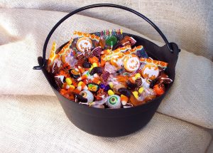 Days before Halloween, Candy Warehouse files for bankruptcy