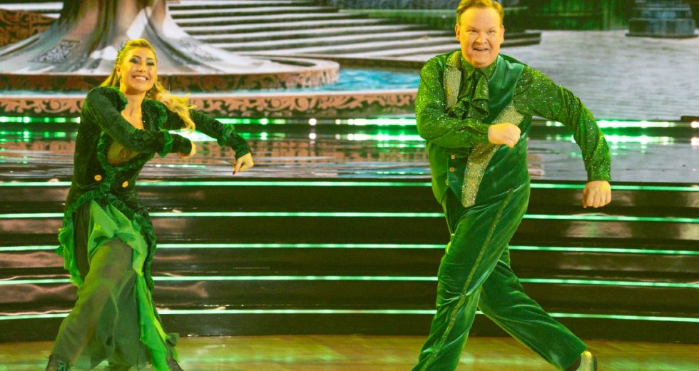 Why “Dancing with the Stars” fans love voting for Andy Richter
