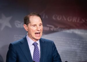 “Alarming”: Sen. Wyden demands investigation into JPMorgan Chase’s ties to Jeffrey Epstein