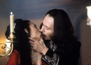 Oh, you handsome devil: How “Bram Stoker’s Dracula” ushered in our thirst for the “sexy killer”