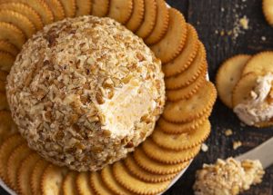 No one can resist a good cheese ball