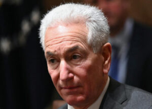 Da prisão a Paris: o embaixador Charles Kushner no centro de uma rixa franco-americana