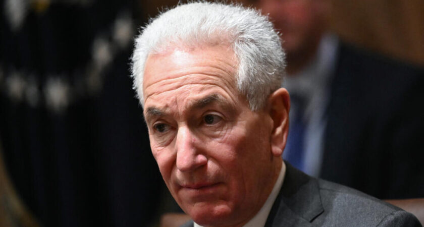 Da prisão a Paris: o embaixador Charles Kushner no centro de uma rixa franco-americana