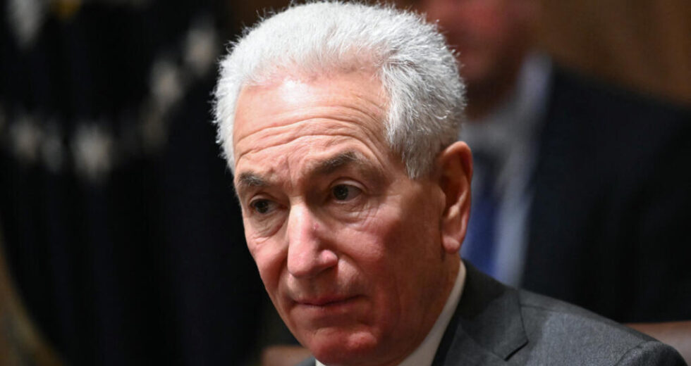 Da prisão a Paris: o embaixador Charles Kushner no centro de uma rixa franco-americana