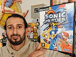 Colecionador que comprou consoles de jogos raros por £ 10.000 foi invadido pela polícia depois que a Sega, fabricante de Sonic the Hedgehog, lançou uma operação secreta