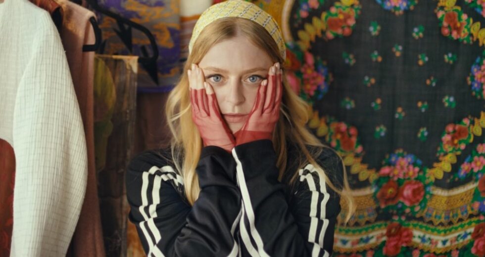 Anna Baryshnikov fala sobre ‘Idiotka’, assumindo seu papel como atriz e produtora