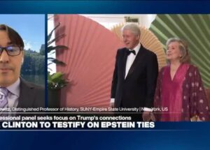 Arquivos Epstein: Clinton ouve ‘teatro político para distrair o público de Trump’
