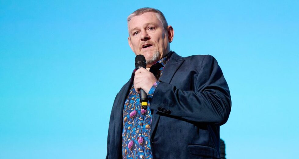 BBC deveria ter interrompido a exibição de calúnias raciais