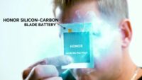 Honor apresenta sua bateria de silício-carbono de última geração, tão fina quanto uma carta de baralho