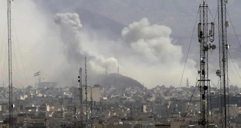 Irã garante que o presidente Pezeshkian está saudável após ataque EUA-Israel