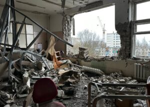 Os ataques aos cuidados de saúde da Ucrânia aumentaram 20% em 2025