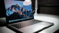 O novo MacBook de baixo custo pode não ter recursos que você realmente usa