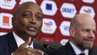 Chefe do futebol africano, Motsepe, respeitará decisão do CAS sobre recurso do Senegal