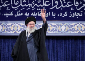 O líder supremo do Irã, aiatolá Khamenei, morre, morto em ataque conjunto EUA-Israel