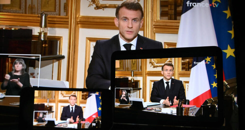 Macron diz que França está a enviar o seu porta-aviões para o Mediterrâneo