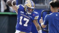 O ex-zagueiro do Blue Bombers e favorito dos fãs, Chris Streveler, pendura suas camisetas – Winnipeg