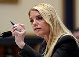 A procuradora-geral Pam Bondi é intimada pelo Congresso por causa dos arquivos de Epstein