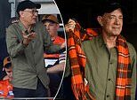 Veja o momento em que Tom Hanks se torna um australiano honorário ao roubar os holofotes em uma partida da AFL