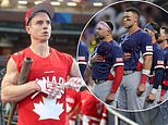 As estrelas do beisebol canadense alimentam a rivalidade com a equipe dos EUA ao usar camisetas de hóquei no treino antes do confronto WBC