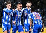 KILMARNOCK 1 HEARTS 0: O enjôo atinge Hearts mais uma vez enquanto Killie conquista o título