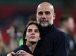 Pep Guardiola passa um bom momento com a filha Maria no campo de Wembley enquanto avalia se deve SAIR do Manchester City, apesar do sucesso na final da Carabao Cup