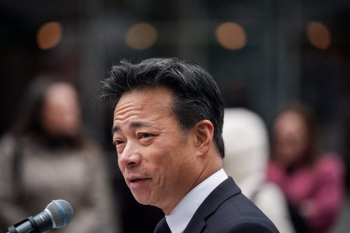 Vereador de Vancouver processando prefeito Ken Sim por difamação sobre comentários sobre drogas – BC