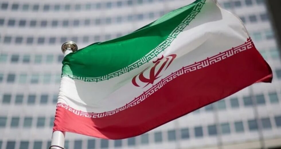 Irã lamenta após três altos funcionários serem mortos em dois dias