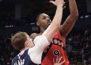Os 31 pontos de Barrett na temporada levam Raptors a superar Mavs