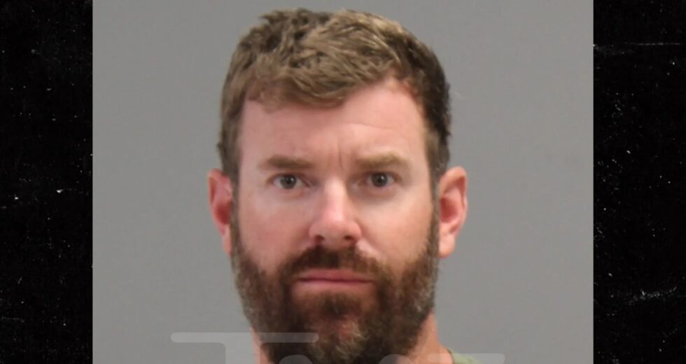 Alum de ‘Bachelorette’ é preso por suposta agressão