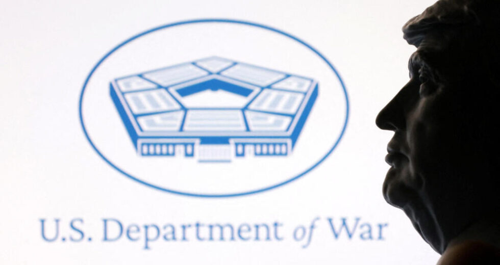Juiz dos EUA considera limites de imprensa do Pentágono inconstitucionais