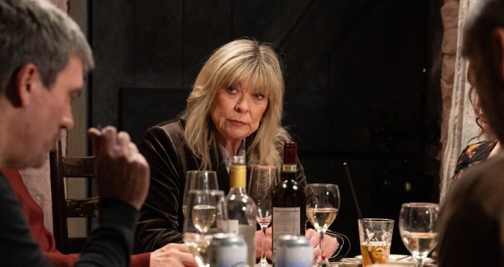 Kim de Emmerdale às portas da morte enquanto é envenenada – e é deliberado | Sabonetes