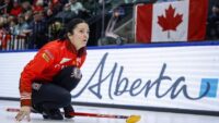 Einarson, do Canadá, um passo mais perto do ouro no curling