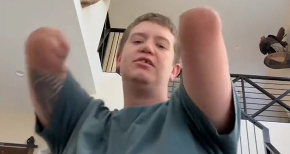 Ex-namorada de suspeito de assassinato com amputado quádruplo não fica chocada com as alegações