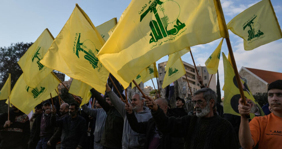 Como a Guarda Revolucionária do Irão ajudou o Hezbollah a preparar-se para a sua última guerra com Israel