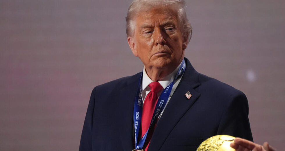 Trump diz que seleção do Irã arriscaria sua “vida e segurança” ao jogar a Copa do Mundo