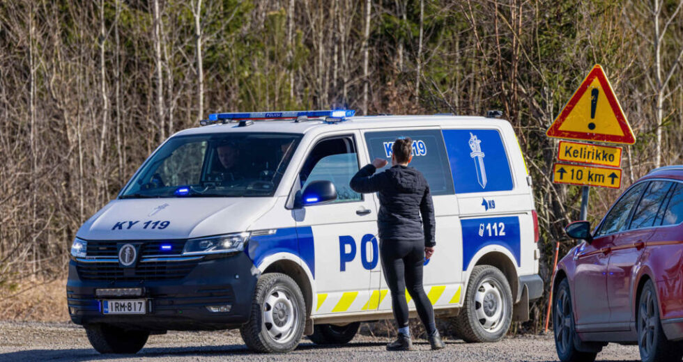 Drones não identificados caem na Finlândia