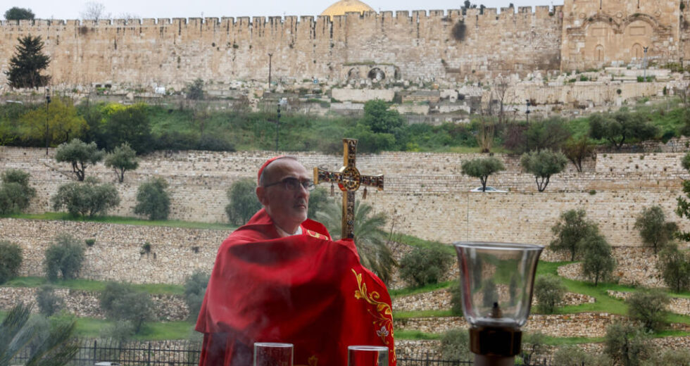 Israel restaura o acesso do Patriarca Latino à Igreja do Santo Sepulcro após protestos internacionais