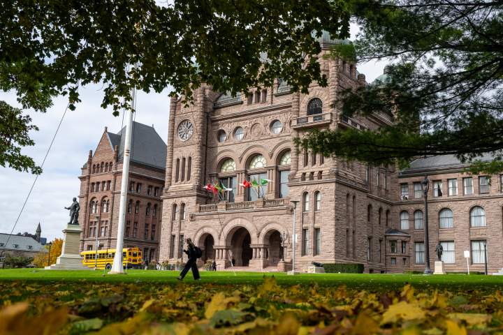 Estudantes de Ontário planejam manifestação sobre as mudanças no OSAP do governo Ford