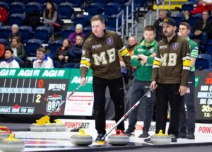 Os rinques Dunstone e Calvert de Manitoba se classificam para os playoffs de Brier – Winnipeg