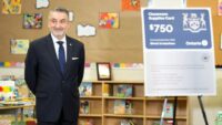 Ministro da Educação de Ontário promete ‘mudanças significativas’ que ainda ocorrerão nos conselhos escolares