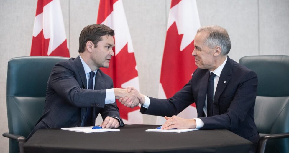 Canadenses querem que parlamentares que cruzem o plenário enfrentem eleições suplementares “imediatas”, diz pesquisa – National