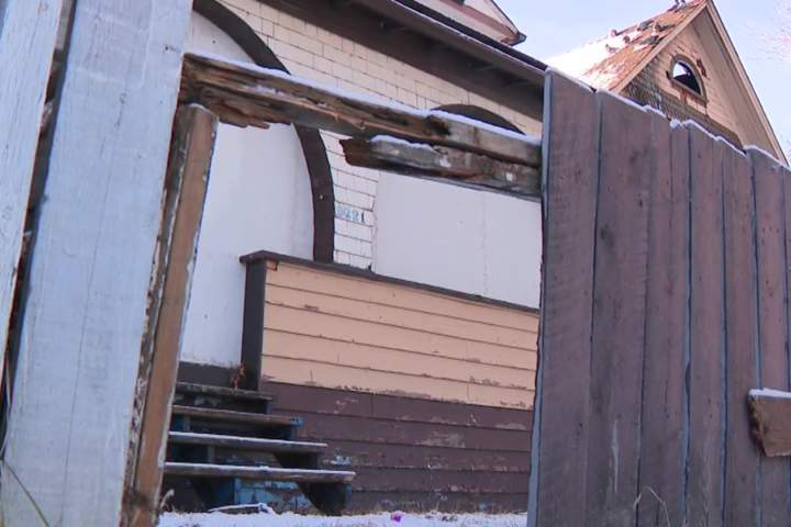 Os líderes comunitários de Edmonton esperam que um novo imposto comercial abandonado leve à revitalização – Edmonton