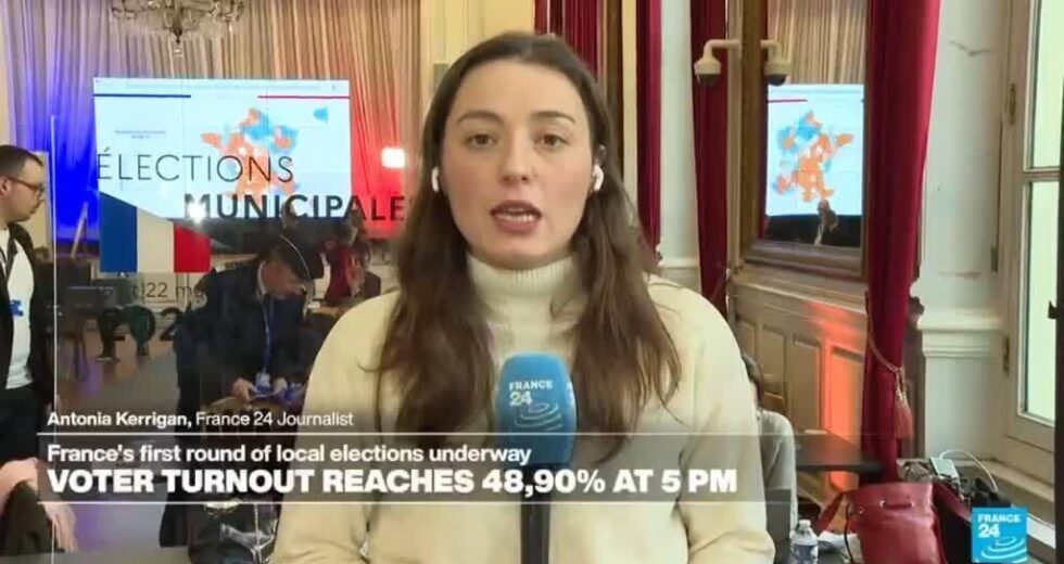 Participação eleitoral atinge 48,90% no primeiro turno das eleições locais na França