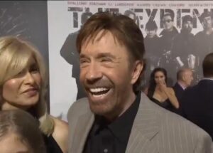 Chuck Norris, estrela de ação, morreu aos 86 anos