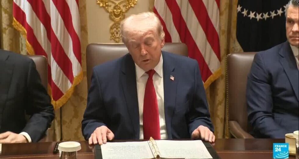 Trump repreende novamente a NATO pela inacção na segurança do Estreito de Ormuz