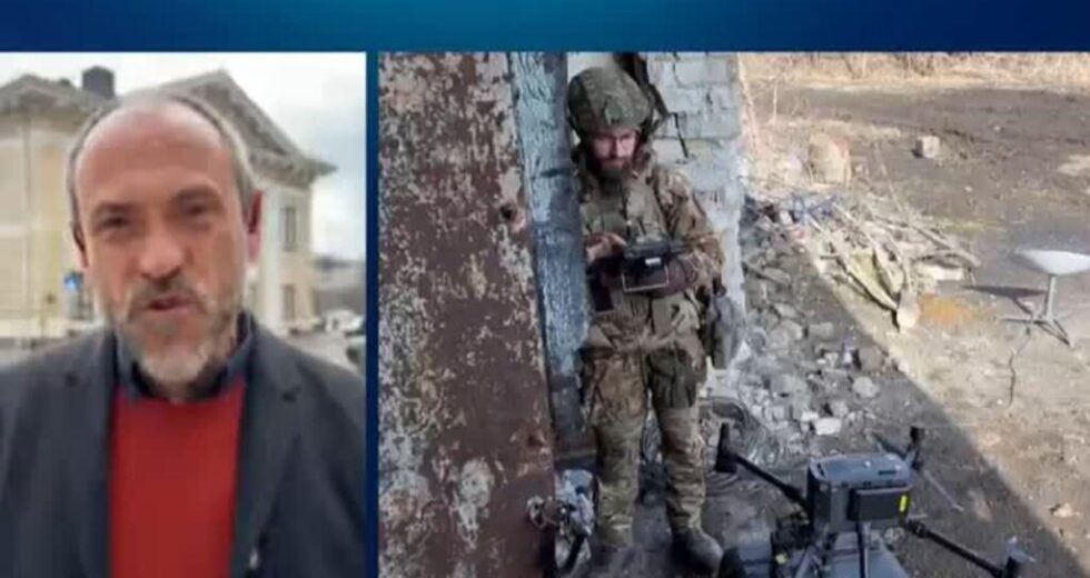 Ataques russos mortais danificam porto e maternidade