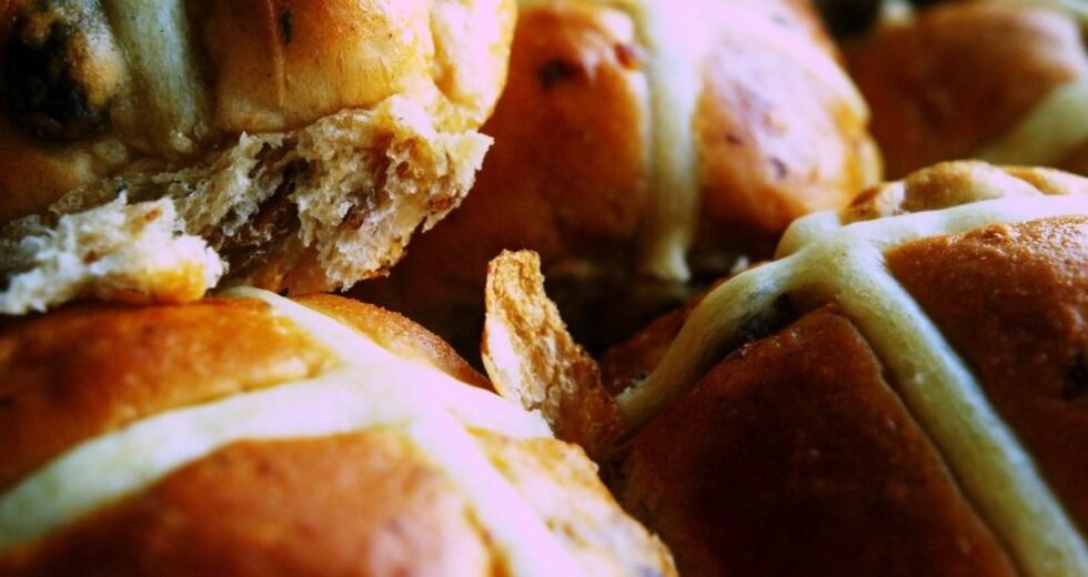 Supermercado do Reino Unido acusado de ‘piada do primeiro de abril’ por causa do novo sanduíche de pão quente