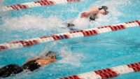 Marshall recua no plano de cortar o programa de natação feminina