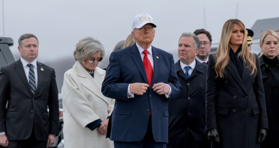 Fox News pede desculpas por usar imagens antigas de Donald Trump